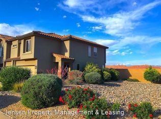 2482 N Bella Vista Dr, Santa Clara, UT 84765