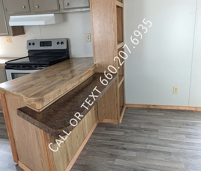 913 N Taylorville Blvd #32 — Photo 4