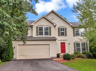 32 Lapis Dr, Fredericksburg, VA 22406
