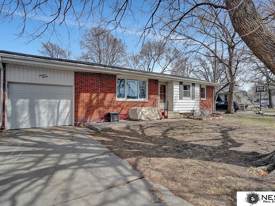 1630 Deweese Dr, Lincoln, NE 68504 Zillow