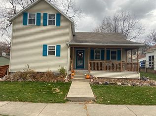 314 7th Ave, Baraboo, WI 53913
