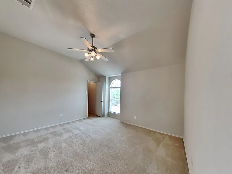 9045 Trail Blazer Dr — Photo 14