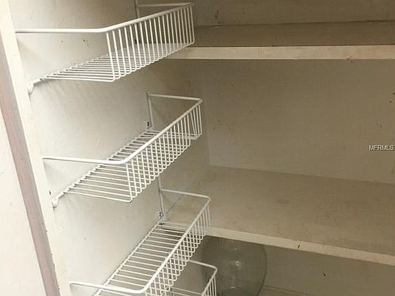 4th image of 911 Washington Ave APT 114
