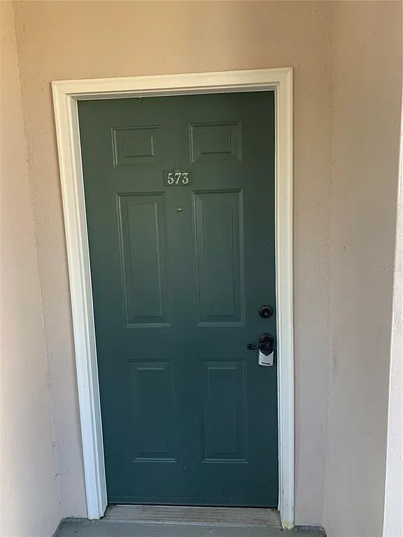 1 bed, 1.0 bath, 830 sqft, $1,750 — Photo 2