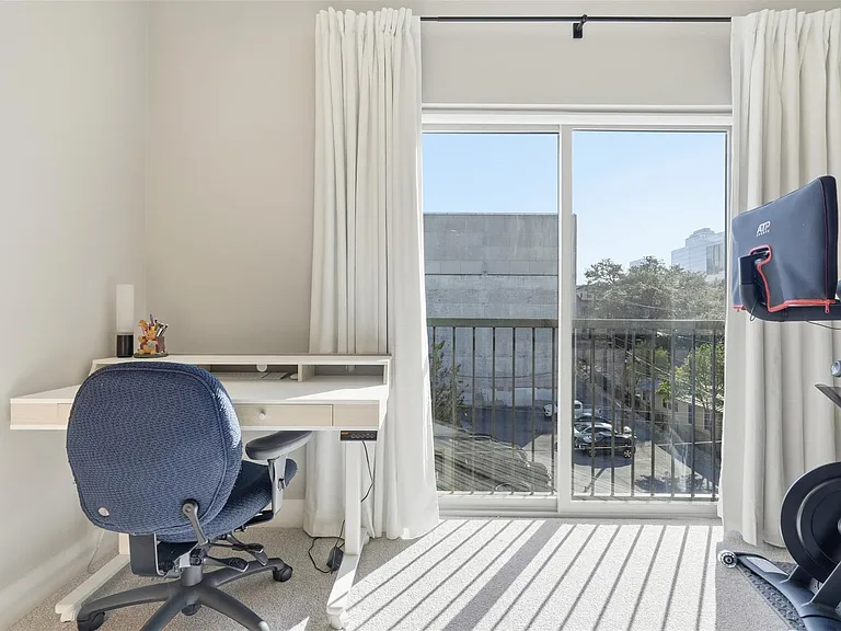 908 Nueces St #31 — Photo 9