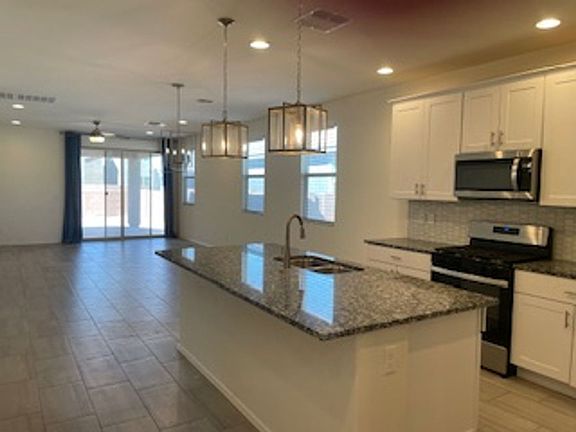 3rd image of 13065 N Loralei Dr