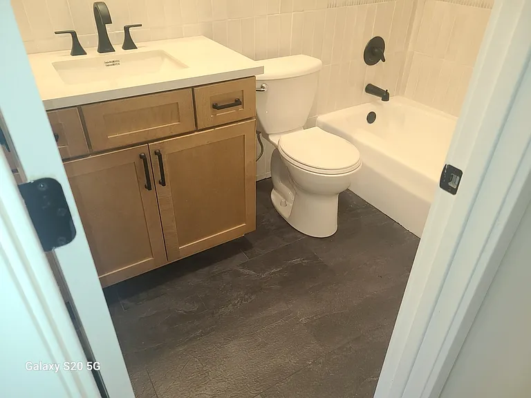 18550 Torrence Ave #25 — Photo 10