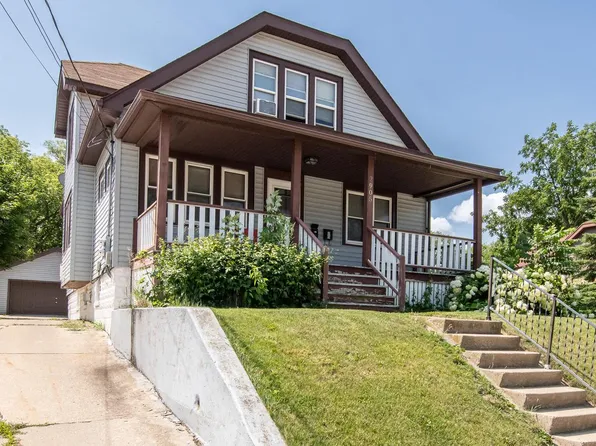 2905 East Whittaker AVENUE #2905A, Saint Francis, WI 53235