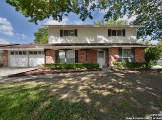 403 De Soto Dr, Universal City, TX 78148