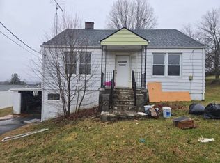 204 Pinecrest Rd, Kingsport, TN 37660