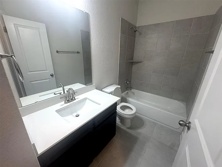 2500 Forest Creek Dr #602 — Photo 11