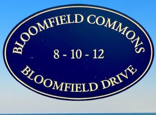 8 Bloomfield Dr, Fairfield, CT 06825
