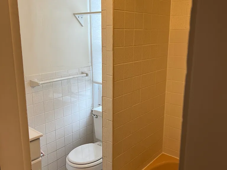 18 Lincoln St #2 — Photo 6
