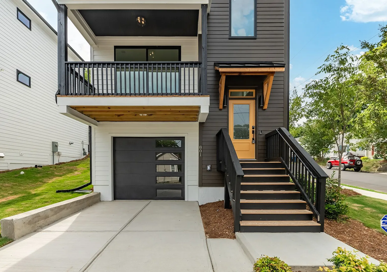 Sophisticated 3-Bedroom Home on a Corner Lot — Photo 1