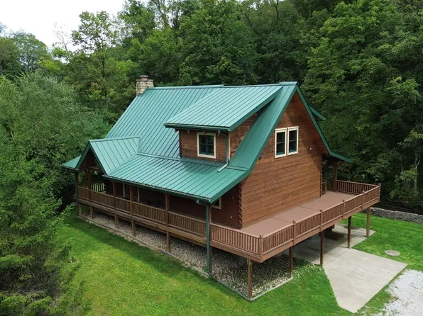 691 Peters Run Road, Wheeling, WV 26003