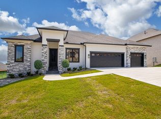 171 Maumelle Valley Dr, Maumelle, AR 72113