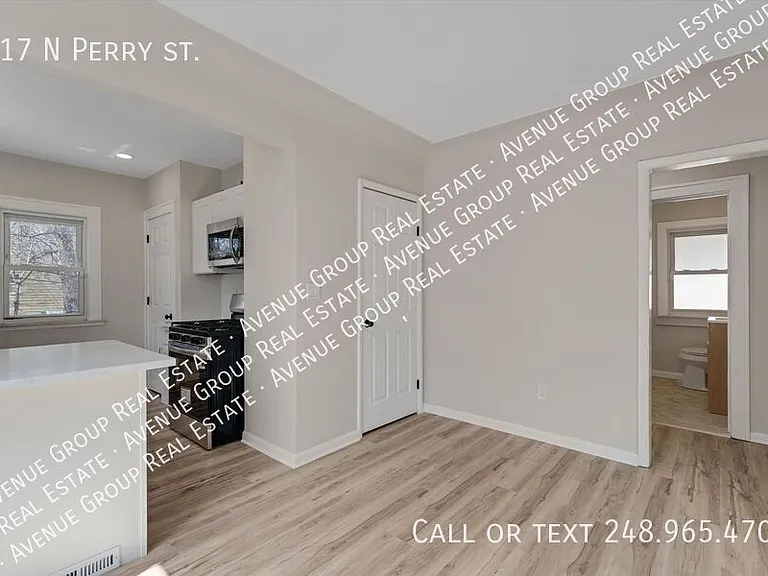917 N Perry St — Photo 12