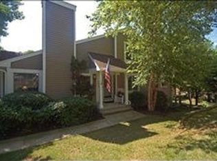 92 N Edgewood Rd, Bedminster, NJ 07921