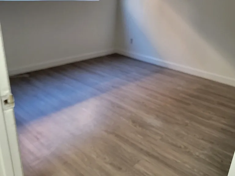 20346 Cohasset St #9 — Photo 10