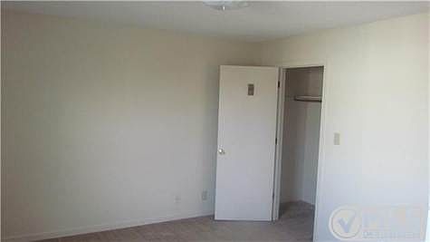 5th image of 1590 Mary Beth Ln