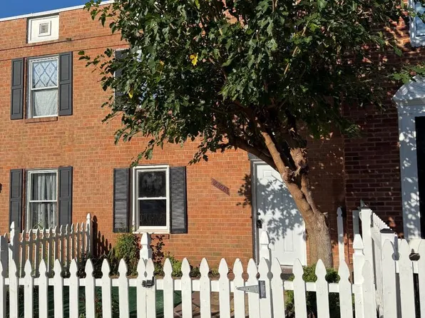 9706 Aspen Pl, Manassas, VA 20110