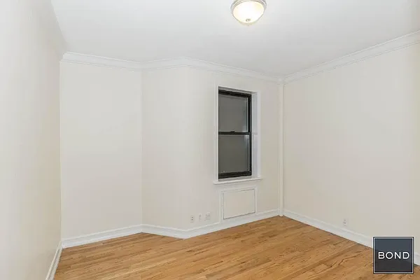 Rented by Bond New York | media 14