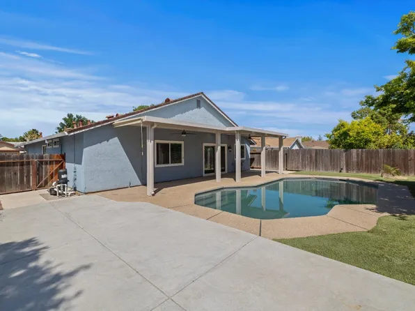 9058 Bramble Trail Way, Sacramento, CA 95826