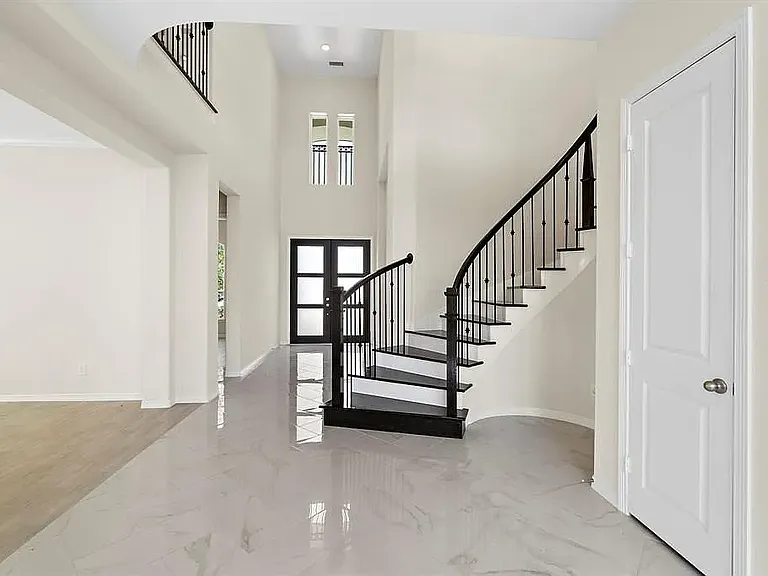 Oakwood Trl — Photo 3