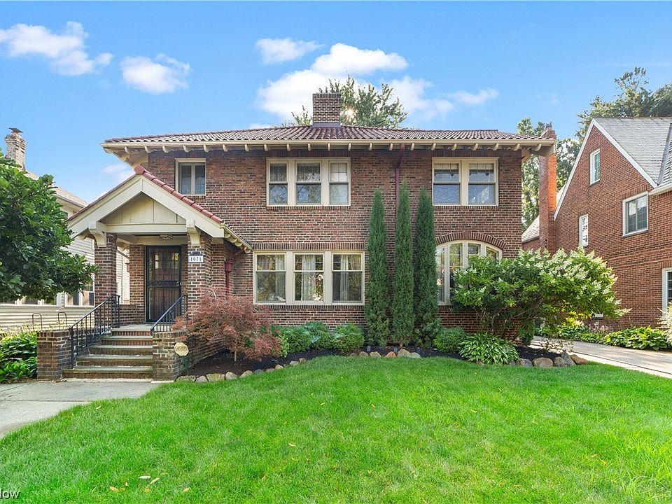 1st image of 1071 Parkside Dr