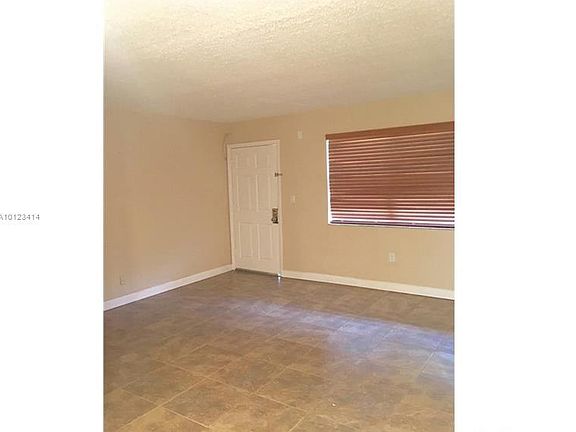 2nd image of 301 NW 177th St APT 123