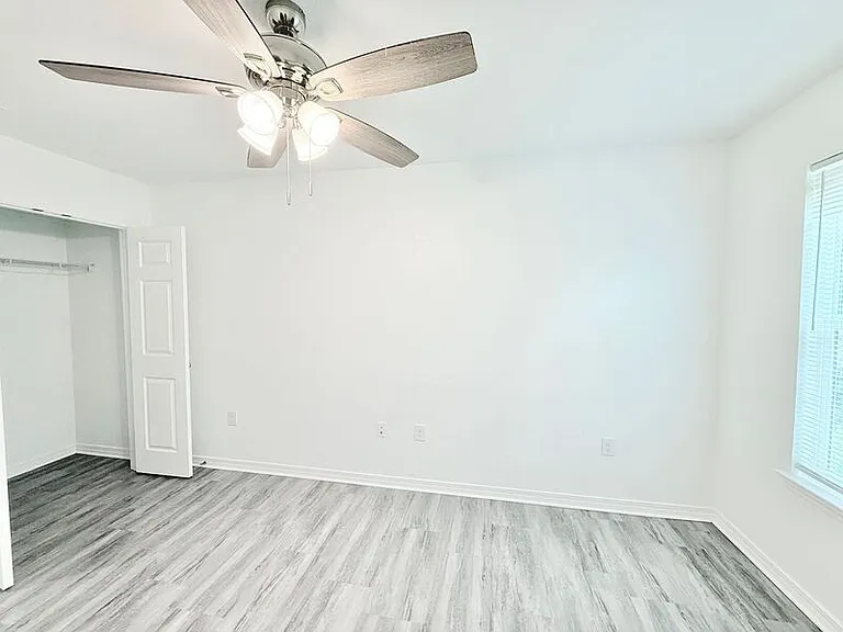 6329 Long St — Photo 10