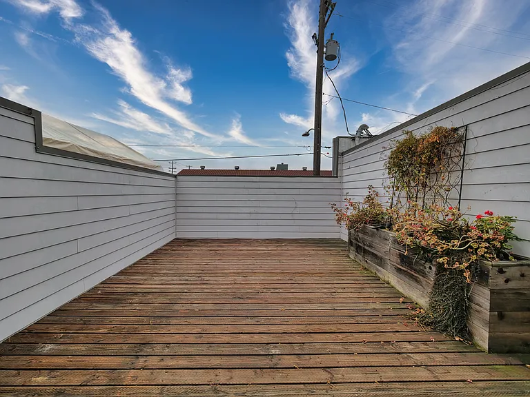 2897 Chapman St #C — Photo 27
