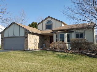 178 Eagle Way, South Lyon, MI 48178