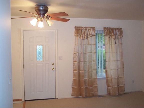 5th image of 38 E Columbia Ave