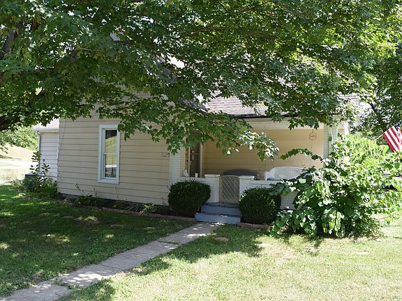 5th image of 313 S Nebraska St