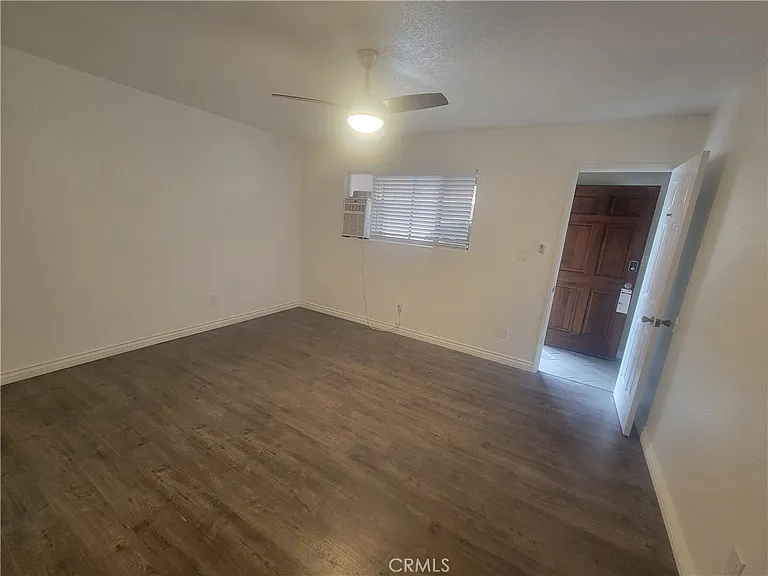 15005 Indiana Ave — Photo 12