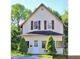 19 Cargill St, Livermore Falls, ME 04254