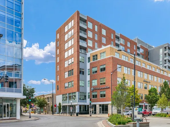 301 N Neil St APT 606, Champaign, IL 61820