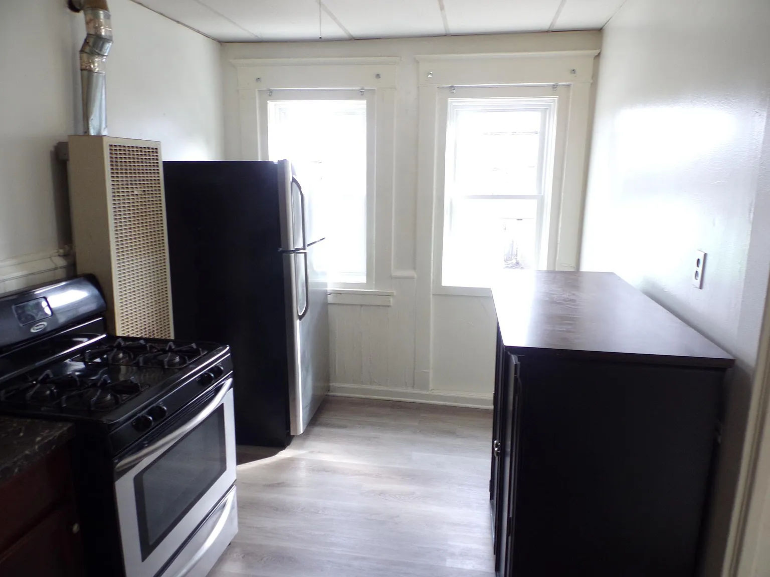 1 bed, $930 — Photo 4