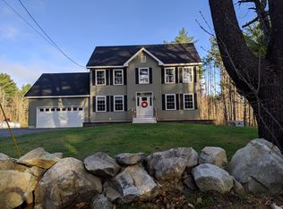 907 Stockbridge Corner Rd, Alton, NH 03809