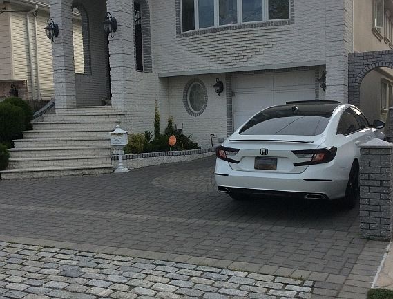 3rd image of 16052 89th St