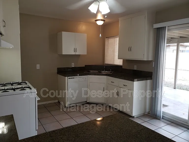 69844 Pomegranate Ln — Photo 3