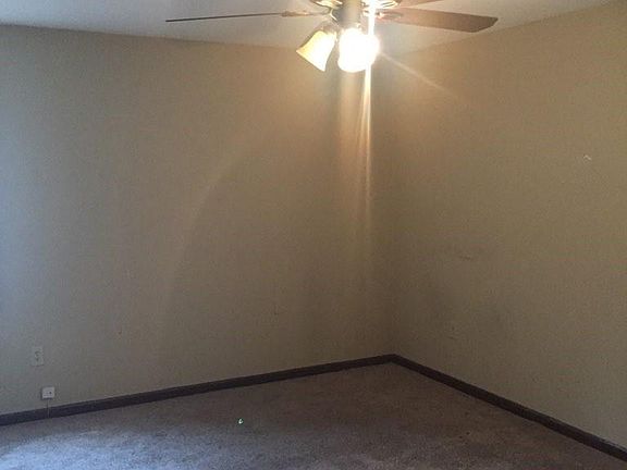 3rd image of 6336 Kinston Park Dr