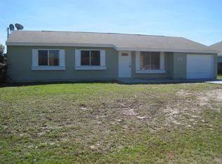 470 SE Fairchild Ave, Pt Saint Lucie, FL 34953