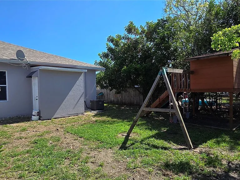 4580 24th Pl SW #B — Photo 14