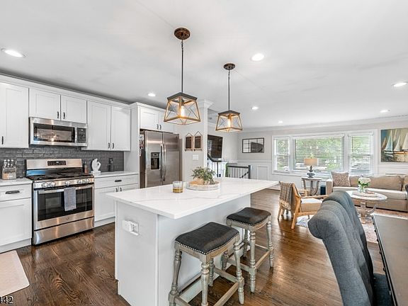 5th image of 28 Chicjon Ln