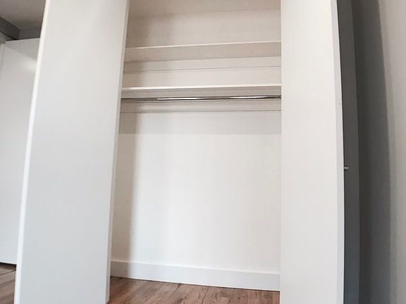 5th image of 830 W 177th St APT 4D