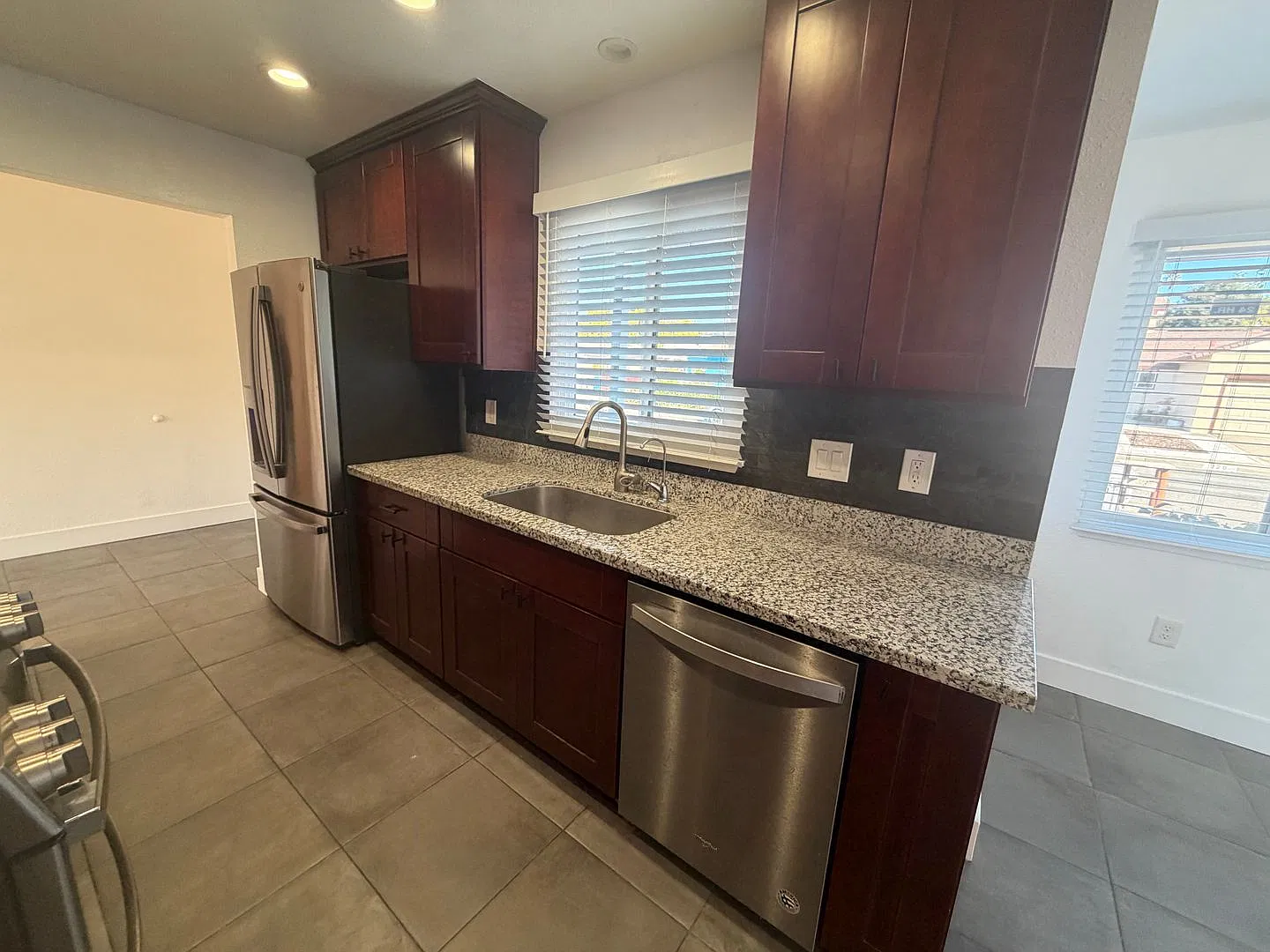 Gorgeous Vallejo Home Available NOW! — Photo 2