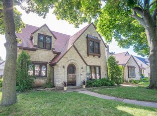 2786 N 68th St, Milwaukee, WI 53210