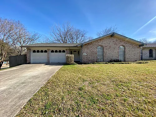 2501 Candlewood Ct Photo 1